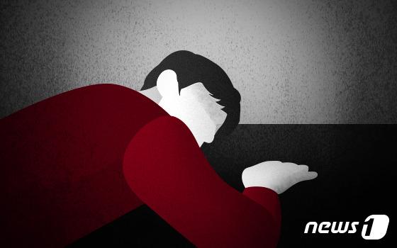 "지하철에 쓰러진 여학생 쉽사리 돕지 못했다…성추행 했다 할까 봐" 씁쓸