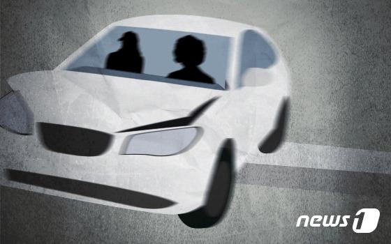 부산 만덕1터널서 '3중 추돌' 5명 부상…한 때 도로 통제
