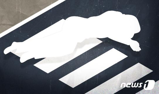 술 취해 무단횡단하던 행인들 오토바이와 부딪혀…1명 사망·2명 부상