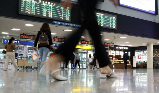 "부산역 폭파" 협박 메일에 긴급 수색…폭발물 발견 못 해