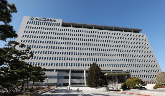 불법도박 수익 2000억 돈세탁, 1심 징역 10년6월…검찰 항소(종합)