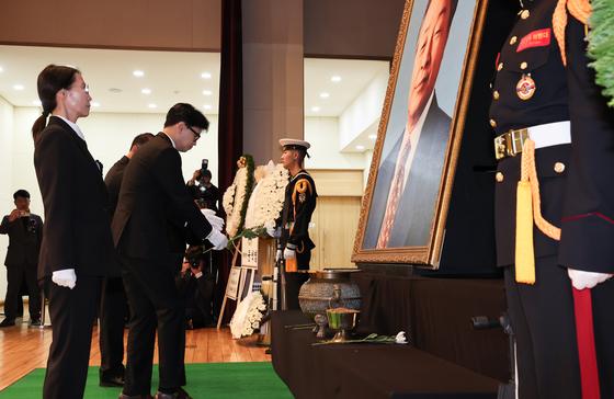 YS 아들, 한동훈 출마 지지→韓 "역경에 굴하지 않았던  YS 정신 계승하겠다" 