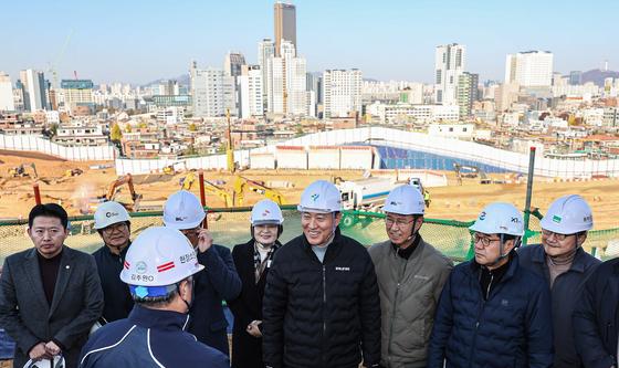 오세훈 시장, 노량진 재정비촉진지구 현장 방문