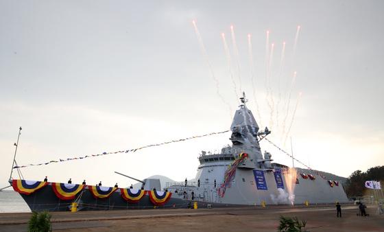 해군 최신예 3600톤급 호위함 '전남함' 진수…내년 12월 해군 인도