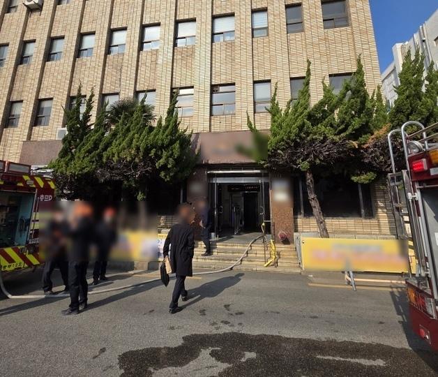 부산 서구 냉동창고서 암모니아 누출…3명 병원 후송