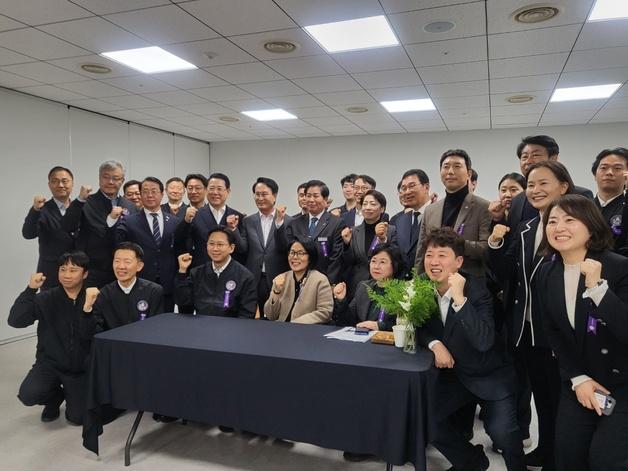 '누리호 4차 발사 성공' 박완수 경남지사 "경남 기술력 세계에 알려"