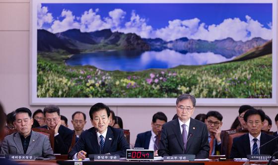 국회 외통위 현안질의