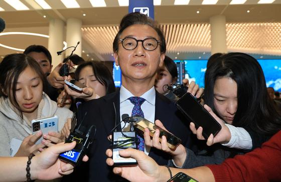 내년 부산시장 선거판 어떻게 되나?…전재수 논란 장기화시 출마 어려울 수도