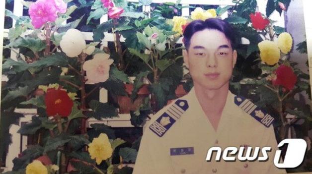'필리핀 살인기업' 피해자父 "아들 10년째 수사…뼈라도 찾았으면"