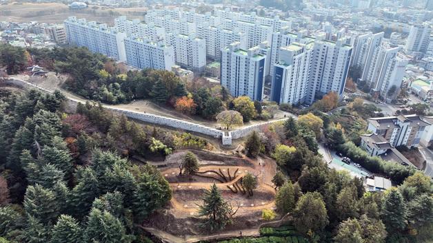 부산 동래사적공원 무단경작지, '무궁화 동산'으로 탈바꿈