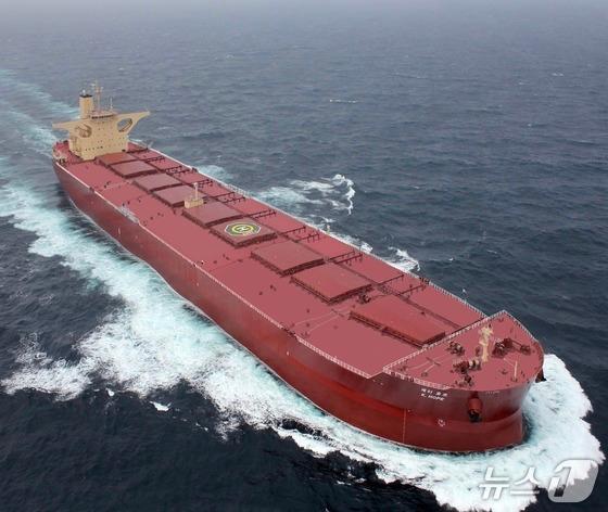 SK해운·에이치라인해운, 내달 '부산 기업' 된다 