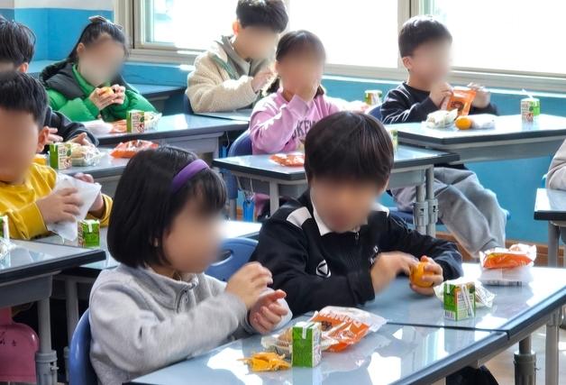 '학교 비정규직 총파업' 경남 1053개 학교 중 313곳 대체 급식