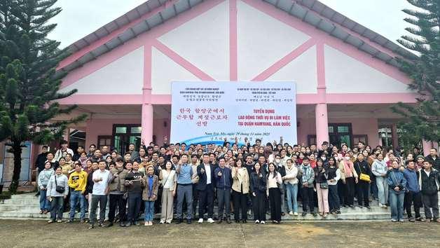 계절근로자 선발 위해 직접 베트남 간 함양군