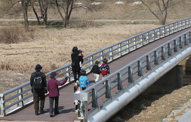 [오늘의 날씨] 부산·경남(21일, 금)…낮 최고 22도, 일교차 15도 내외