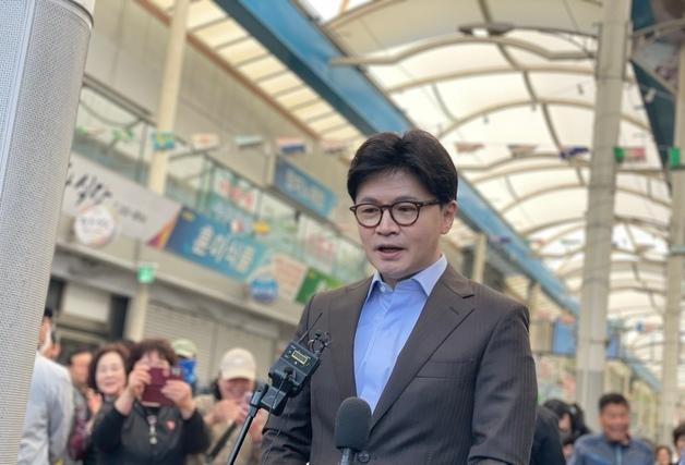 한동훈 "이재명, 유죄 부정이 내란…법원 들어 엎으라고 선동"