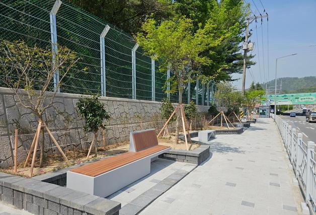하동군, 급경사지 위험 '계천지구' 공공디자인으로 변화