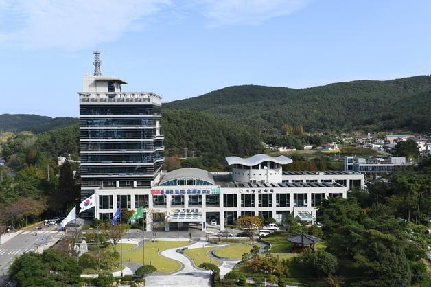 투명한 부동산 문화…부산 기장군, 모범 중개사무소 4곳 지정