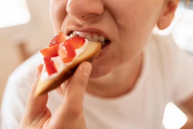 "산후조리원서 반찬 뺏는 식탐 남편, 장례식장서도 리필…정떨어진다"