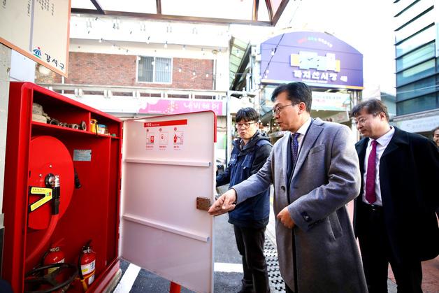 BTS콘서트 열리는 부산, '바가지' 사전 차단…중기차관, 캠페인 논의