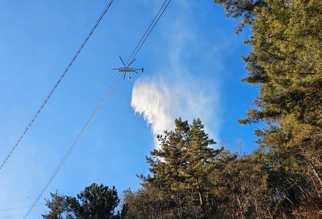 진주 집현면 산불 주불 진화…일몰 후 헬기 철수·잔불 감시