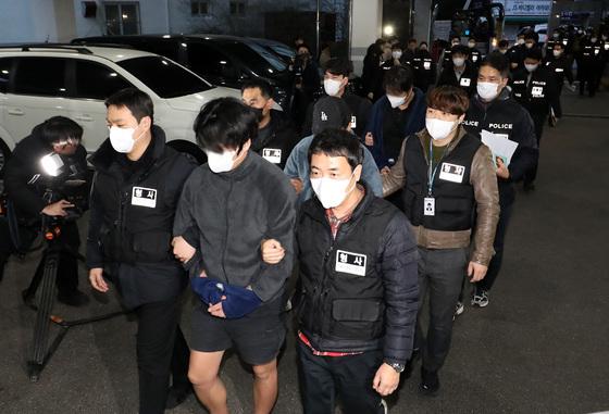 캄보디아 송환 '노쇼 사기' 피의자 49명 오늘 구속영장 신청