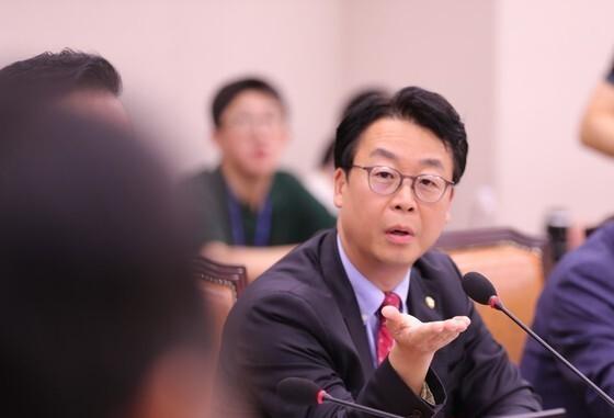 '대한항공에 피인수기업들' 주가 폭락에 지역 거점 항공사 가치 하락