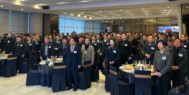 허성두 진주상의 회장, 새해 인사회서 "경제의 봄 일구어야"