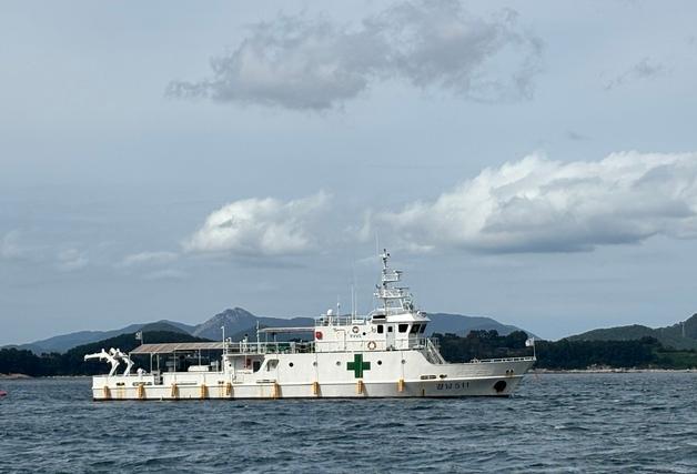 '섬 순회진료' 경남 병원선 올해 첫 출항