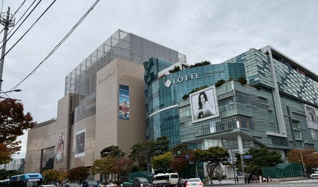 신세계, 롯데百 센텀시티점 품었다…세계 최대 '신세계 타운' 구축