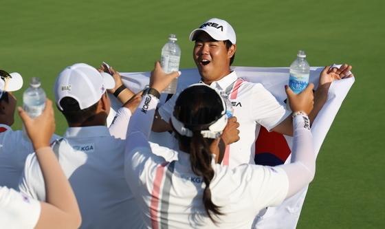 김주형, 16년 만의 AG 남자 골프 개인전 금메달