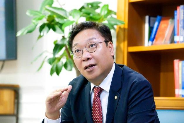 정연욱, 아시안게임 대표팀 병역 논란에 "제도 손볼 책임 정치에 있어"
