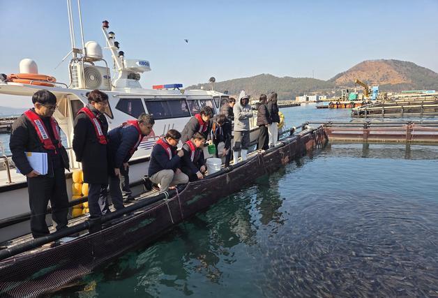 경남도, 고수온 피해 잡는다…2028년까지 아열대 양식어류를 20%로