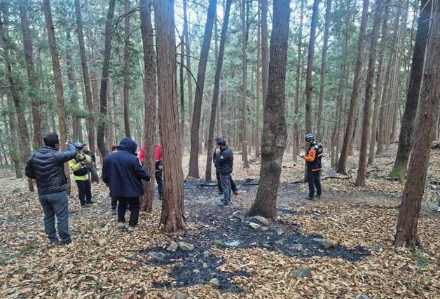 부산 성지곡수원지 인근 3곳 동시 불…방화범 추정자 조사 중(종합)