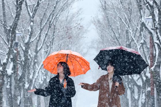 경남 산청 대설주의보 발효…"3일 새벽까지 눈"