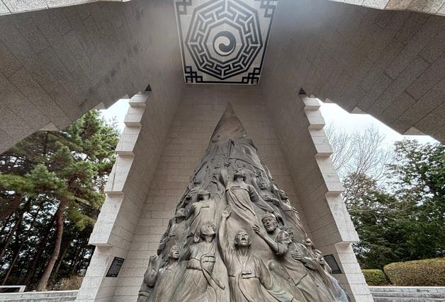 [오늘의 날씨] 부산·경남(1일, 일)…"해안가 안전사고 유의"