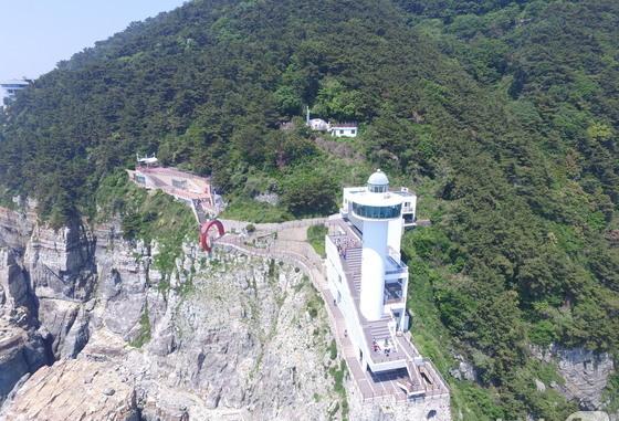 영도등대 노후시설물 정비…"문화·체험·휴식 공간으로 탈바꿈"