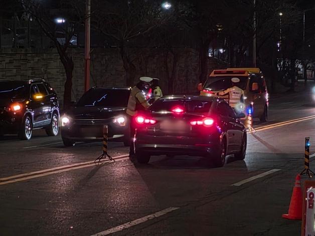 창원 진해구 야간 음주단속…17일간 음주 운전 10건 적발