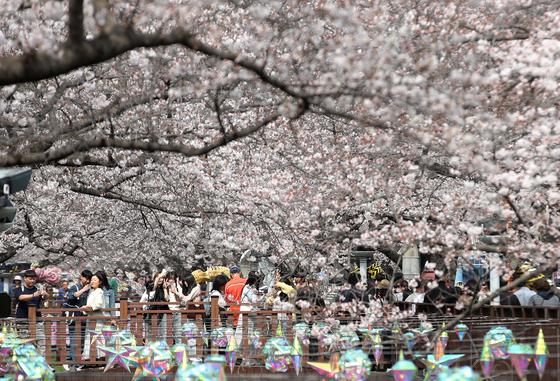 [오늘의 날씨] 부산·경남(28일, 토)…낮 20도 안팎, 큰 일교차