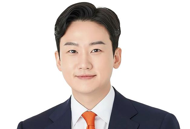 정이한 개혁신당 부산시장 후보 "'무고'로 전재수 고소하겠다"