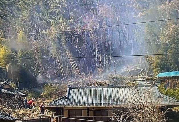 의령 자굴산서 산불…1시간여 만에 완진