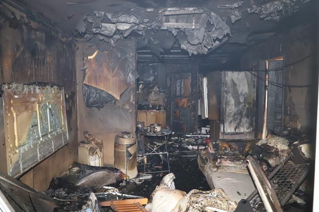 김해 봉황동 공동주택서 불…주민 5명 연기 흡입·20명 대피