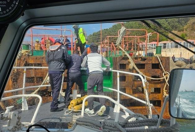 태종대 해상 유람선서 "응급환자"…부산해경 구조정 급파 이송