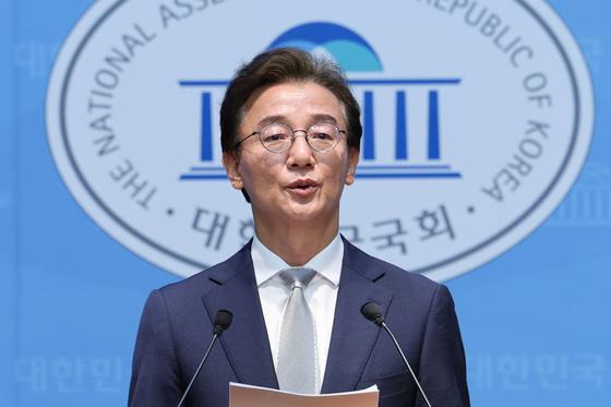 전재수 "박형준과 제대로 경쟁할 것…국힘 선전선동만 벌여"