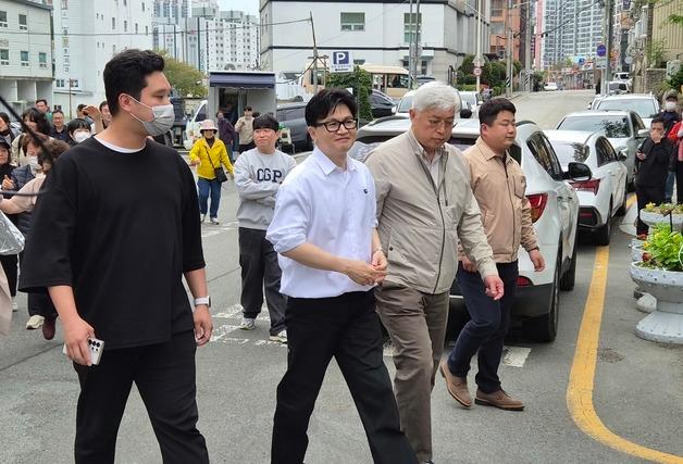 곽규택 "한동훈 복당시켜 국힘으로 부산 북갑 후보 내야"