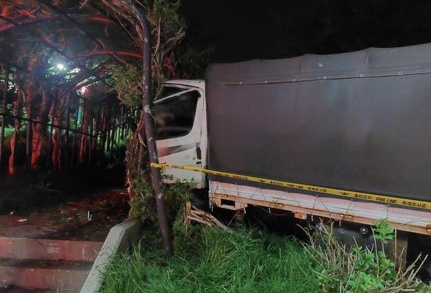 부산 사상구서 차량 4대 추돌 사고…운전자 4명 중·경상