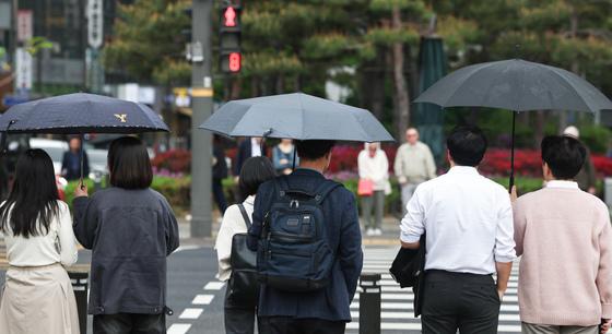 [오늘의 날씨] 부산·경남(23일, 목)…오전 남해안에 최대 10㎜ 비