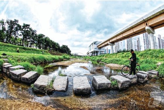 "체류형 관광 활성화"…김해시, ‘한 달 여행하기’ 참가자 모집