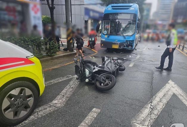 "브레이크 고장 아닌 졸음운전"…작년 서면 버스 사고 운전자 집유