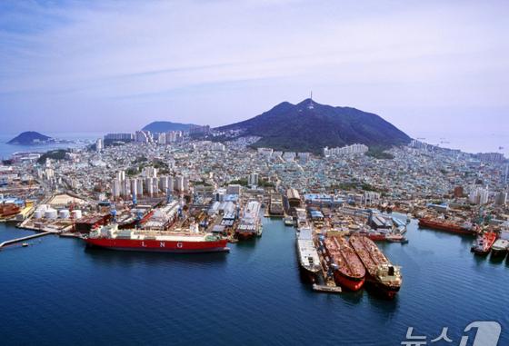 지난해 부산 상장사 HJ重·리노공업 등 성장세 ‘괄목’