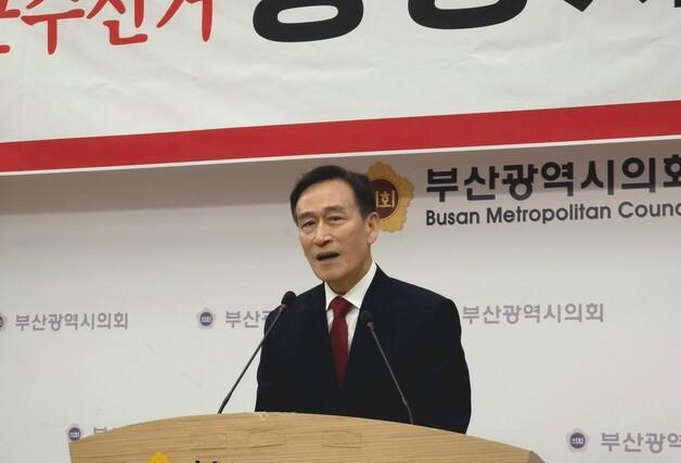 정명시 "70세 이상 버스비 월 2만원 지원"…기장군 첫 도입 추진